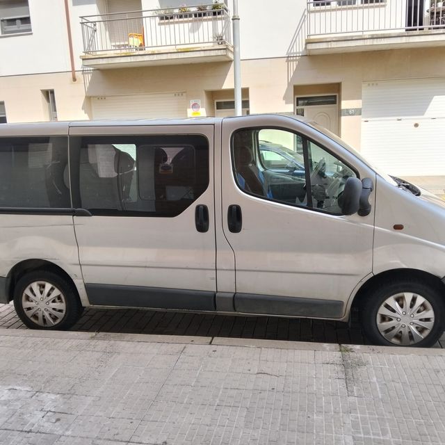 Opel Vivaro 2006