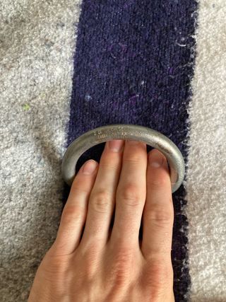 Mosquetón o Mallón Semicircular