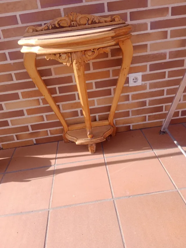 Recibidor antiguo madera