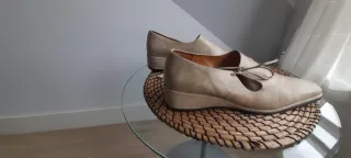 Zapatos planos beige
