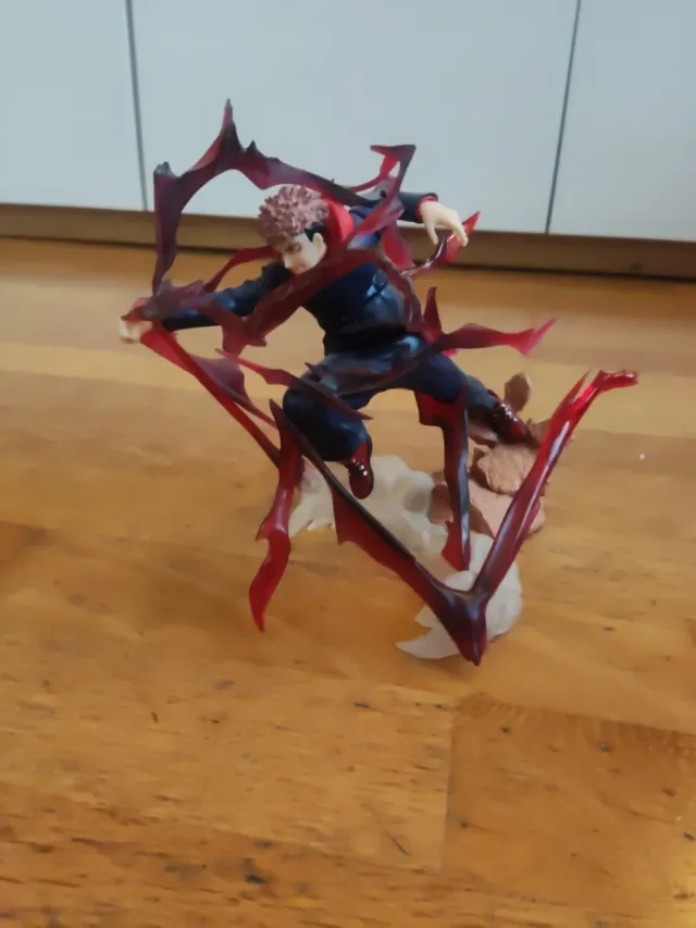 Figura Jujutsu Kaisen Yuji Itadori