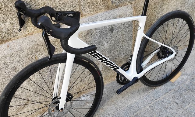 Berria Belador Talla S / 52