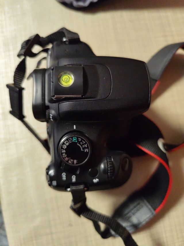 Equipo Fotográfico y Mochila Fotográfica Negra