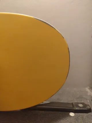 Tabla de skate GLOBE amarilla