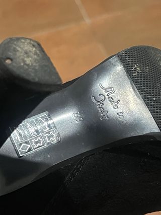 Stivali neri in camoscio