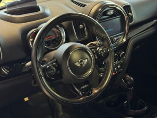 MINI Countryman COOPER ALL4 1.5i 136CV.- " 4X4 ".- " AUTOMÁTICO ".- " GARANTÍA CON COBERTURA EUROPEA ".-" MUY EQUIPADO ".-" REVISIONES AL DÍA ".-