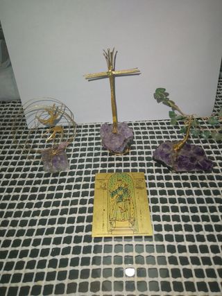 Croce in argento e 3 oggetti Religiosi su ametista