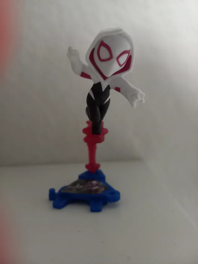 Ghost Spider Kinder Sorpresa