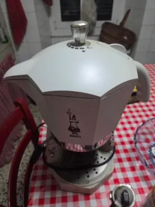 Mokona Bialetti macchina caffè