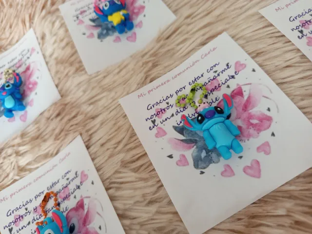 Comunión, regalo.Llavero Lilo & Stitch variados.