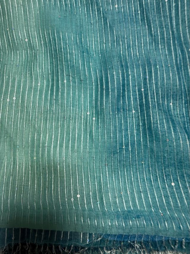 Sciarpa artigianale sfumata blu e verde acqua