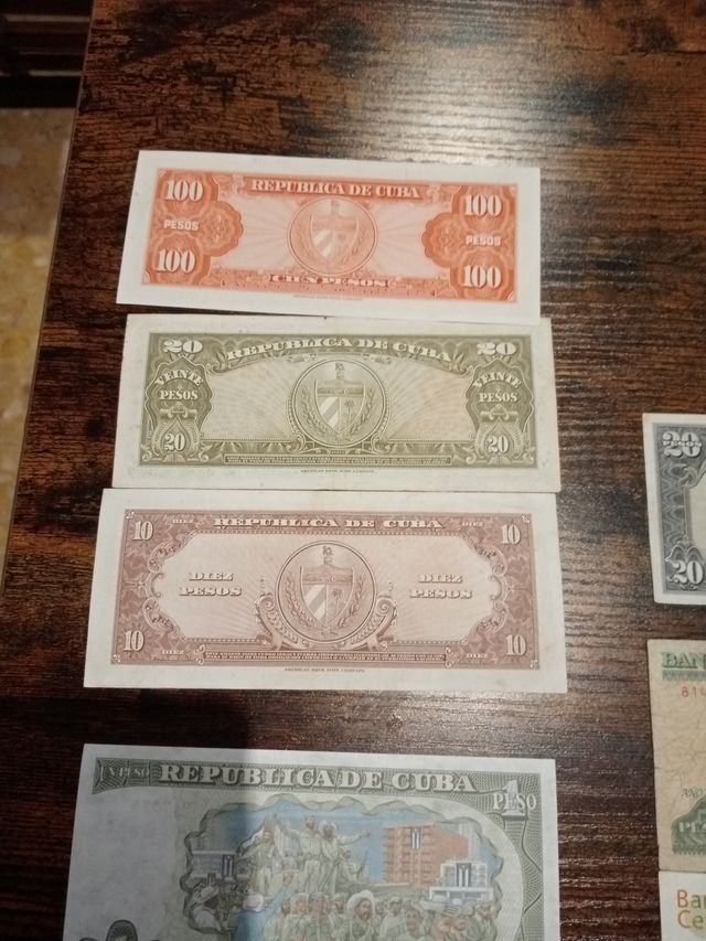 8 Billetes de Cuba