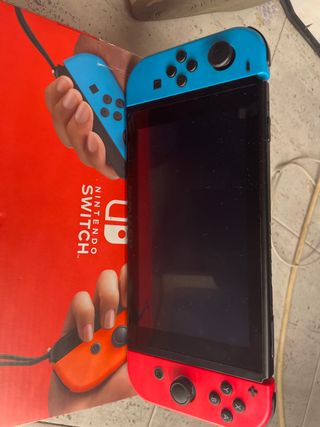 Nintendo Switch Neón Azul y Rojo