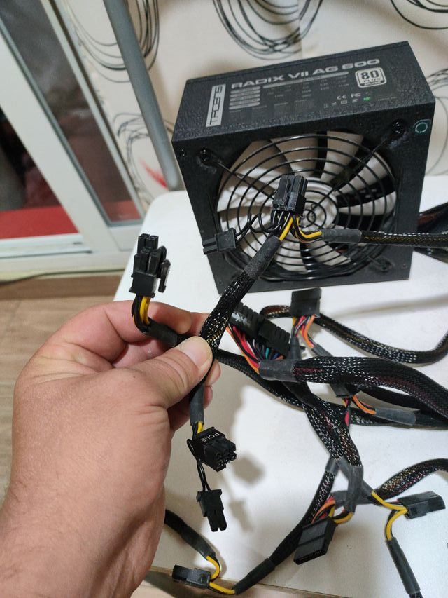 Fuente Alimentación Tacens 600W