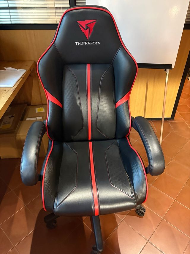 Silla Gaming Ergonómica ThunderX3 Negra/Roja
