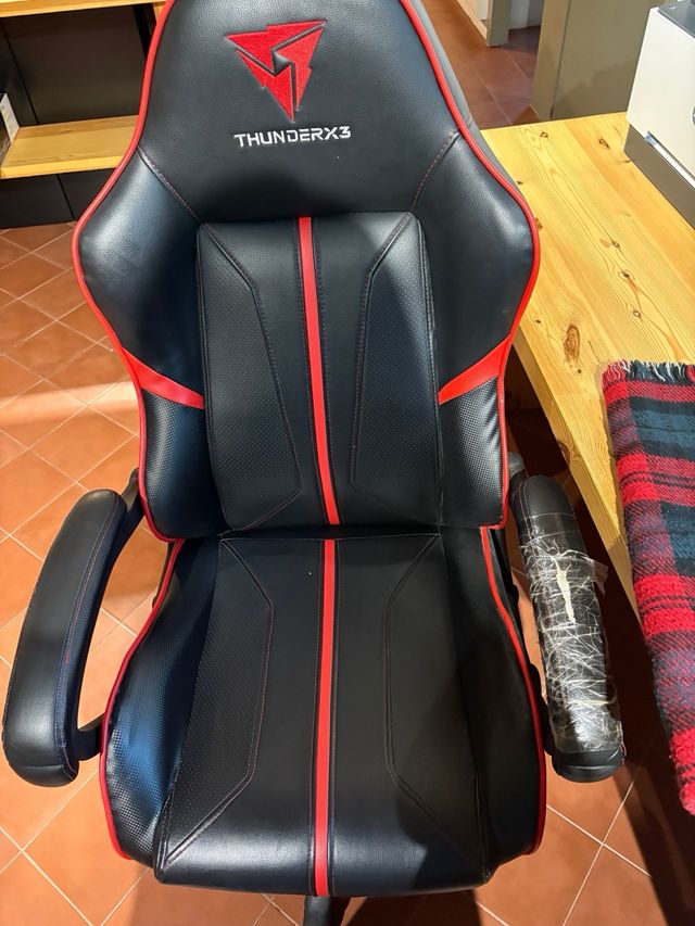 Silla Gaming Ergonómica ThunderX3 Negra/Roja