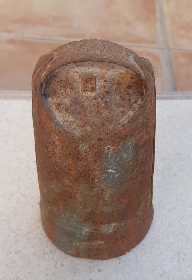 Cencerro antiguo vintage. SIN badajo