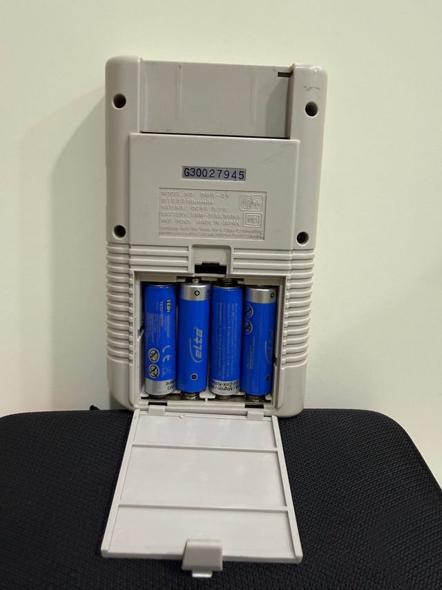 Nintendo Game Boy + Funda y Juegos