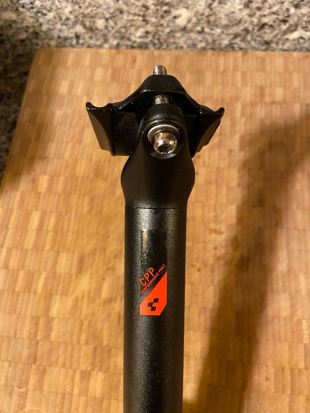 Tija sillín Cube aluminio 31,6mm 400mm