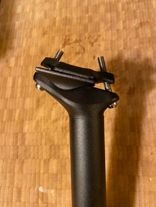 Tija sillín Cube aluminio 31,6mm 400mm