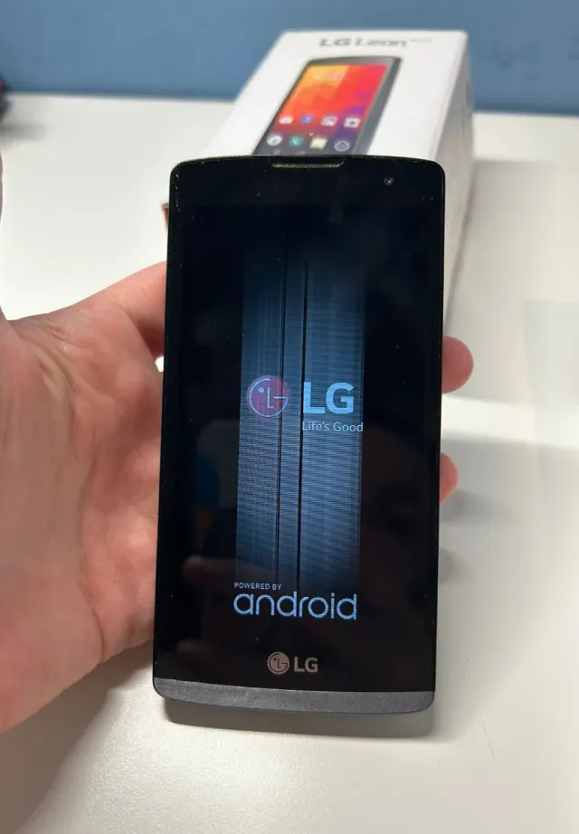 2 x LG Leon para piezas