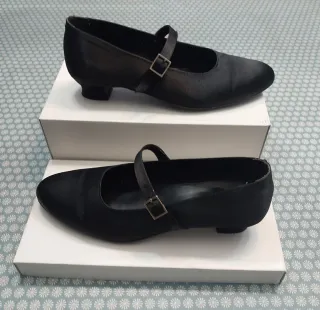 Zapatos de fallera negros talla 41