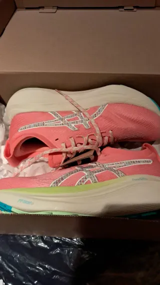 Zapatillas ASICS mujer rosa y verde