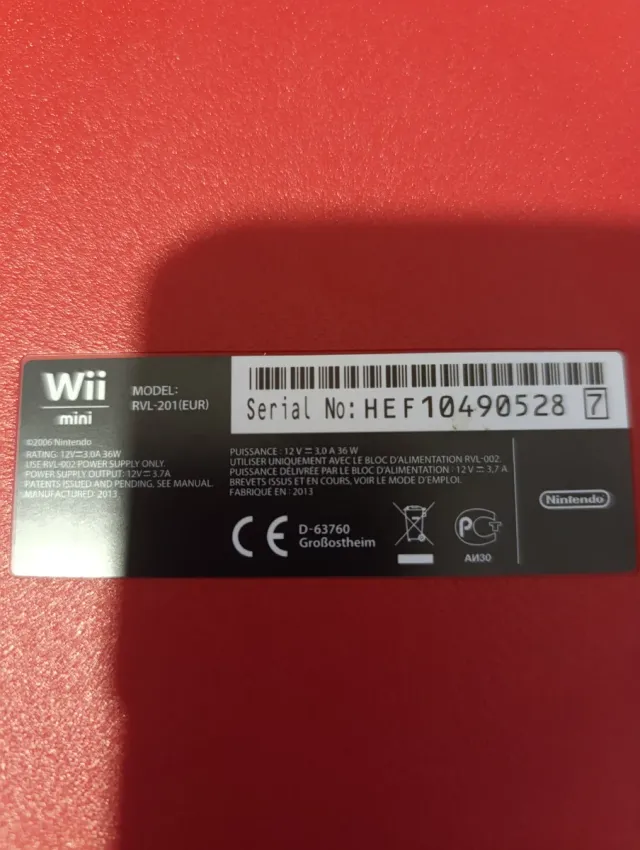 Consola Wii Mini Nintendo Preta e Vermelha
