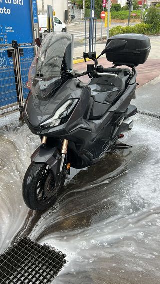Honda ADV 350 - Año 2022