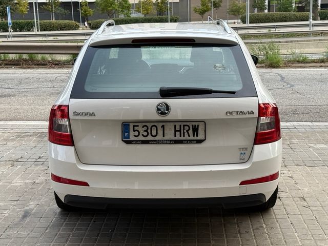 Skoda Octavia 2013 bajo consumo