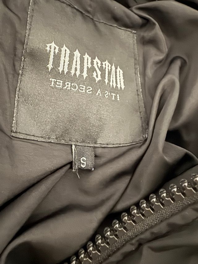 Abrigo Trapstar Negro