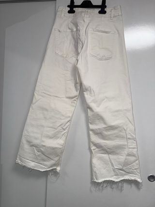 Pantalón vaquero blanco ancho