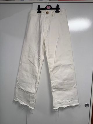Pantalón vaquero blanco ancho