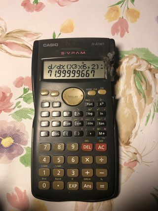 Calculadora Casio fx-82MS Crackeada