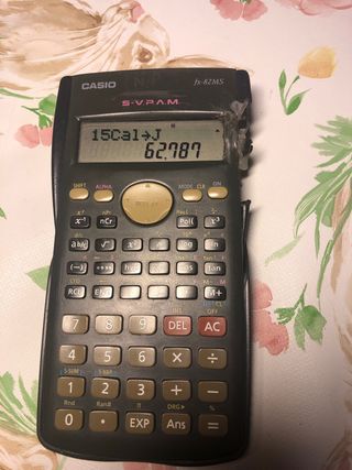 Calculadora Casio fx-82MS Crackeada
