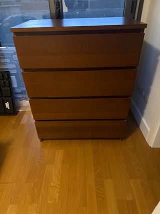 Cassettiera marrone Ikea a 4 cassetti