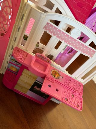 Casa delle Barbie a valigetta