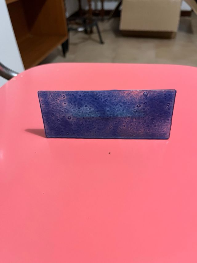 Soprammobile in vetro a forma di barca