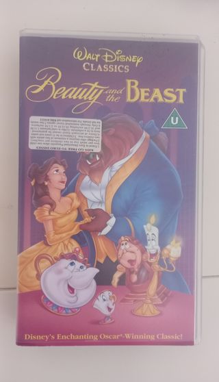 Películas VHS Disney , clasicos, varios idiomas.