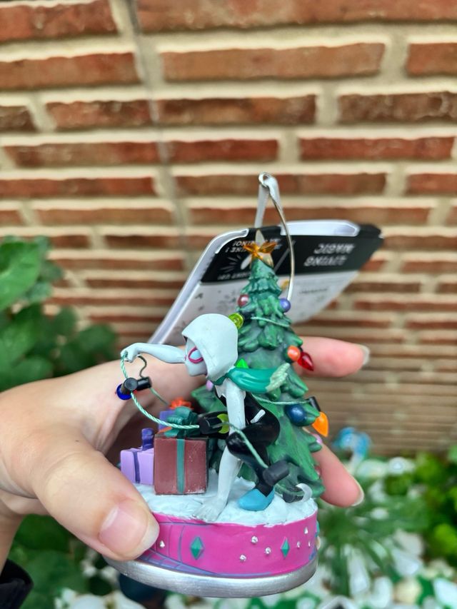 Sketchbook, Gwen Stacy, ornament 