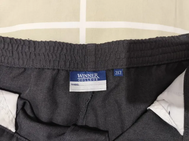 Pantalón corto gris uniforme T-212