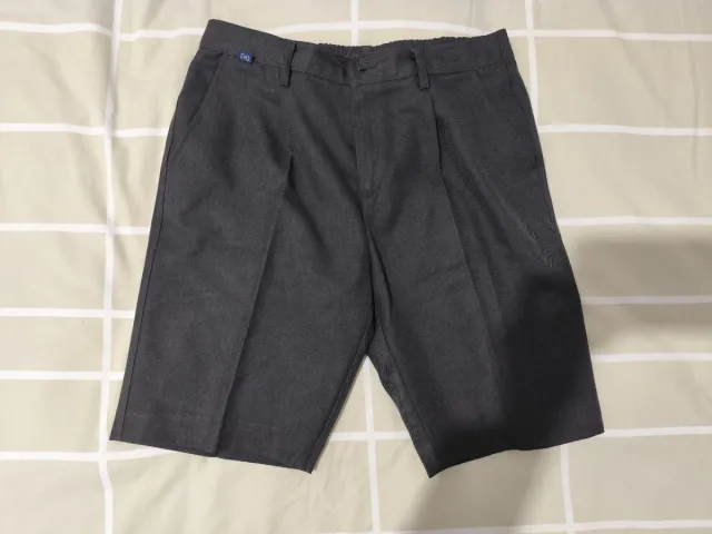 Pantalón corto gris uniforme T-212