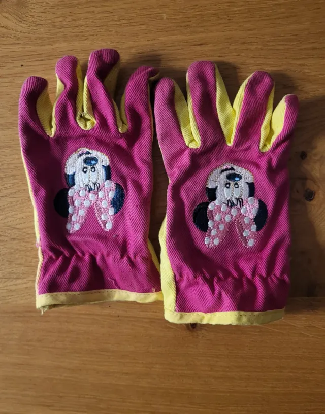 OFERTÓN: Guantes de jardinería para niña