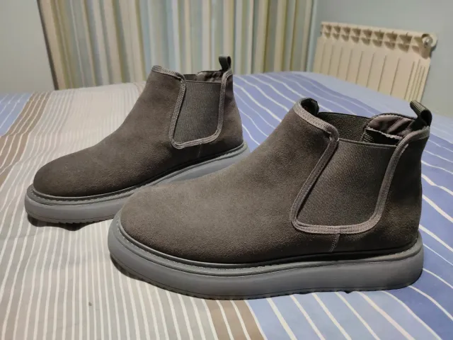 Botas Chelsea tipo ante Gris. Talla 44 nuevas