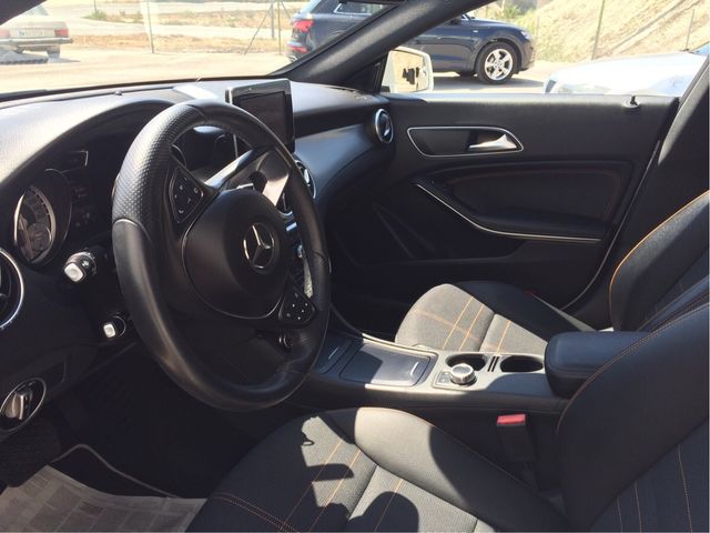 Mercedes-Benz Clase CLA 2015