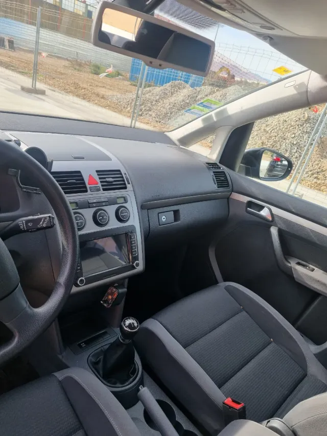 Volkswagen Touran 2010