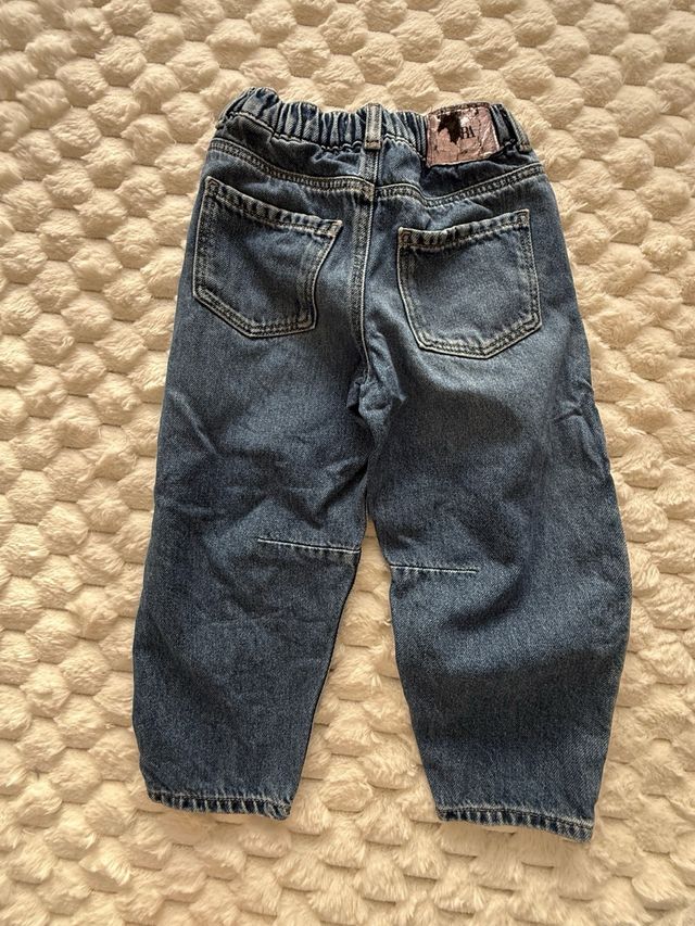 Pantalones vaqueros desgastados para niño