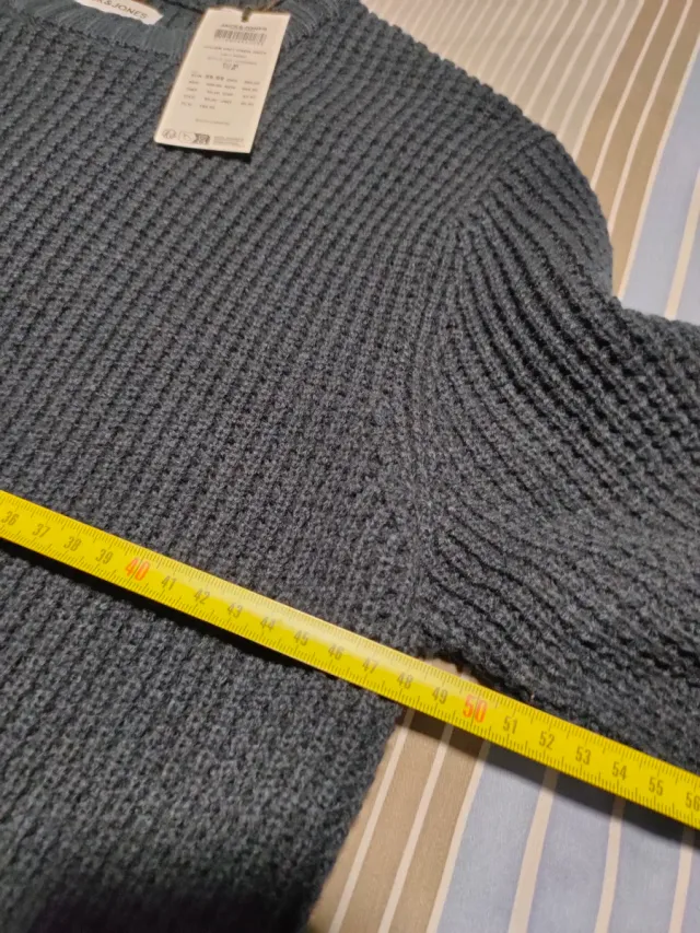 Jersey Jack and Jones Azul Oscuro. Nuevo. Talla M