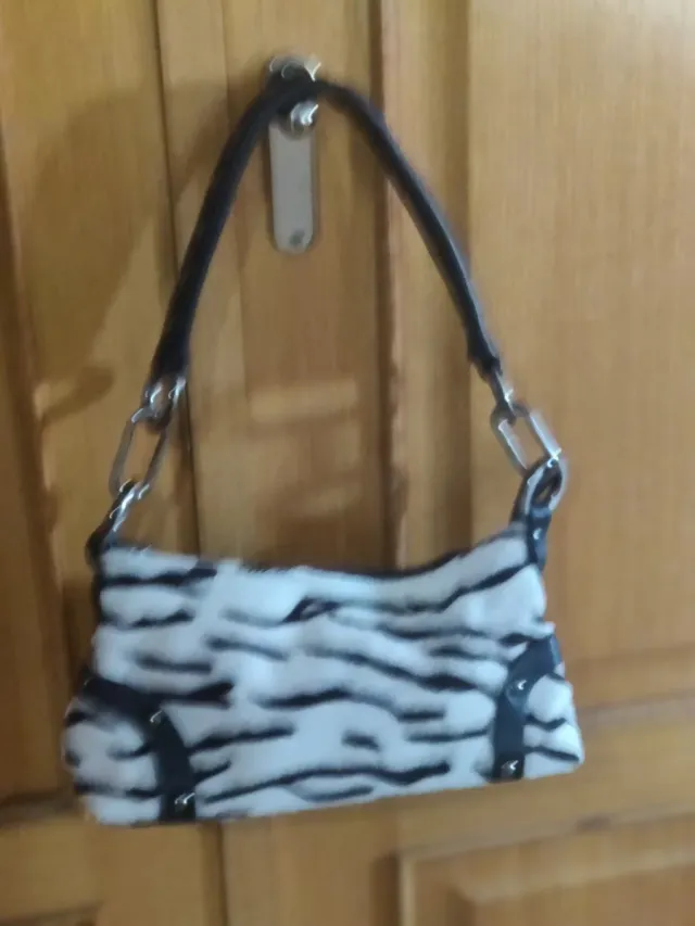 Bolso estampado cebra marrón y blanco