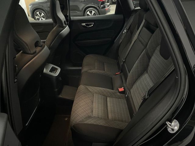 VOLVO XC60 2.0 T6 AWD Recharge Core Auto 2023